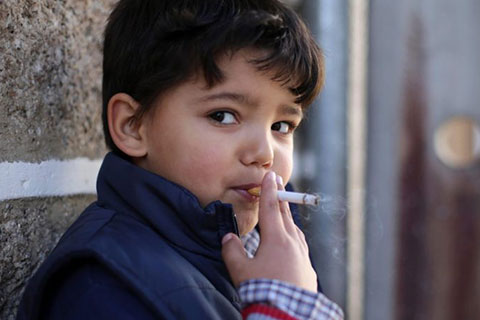 سیگار کشیدن نوجوانان